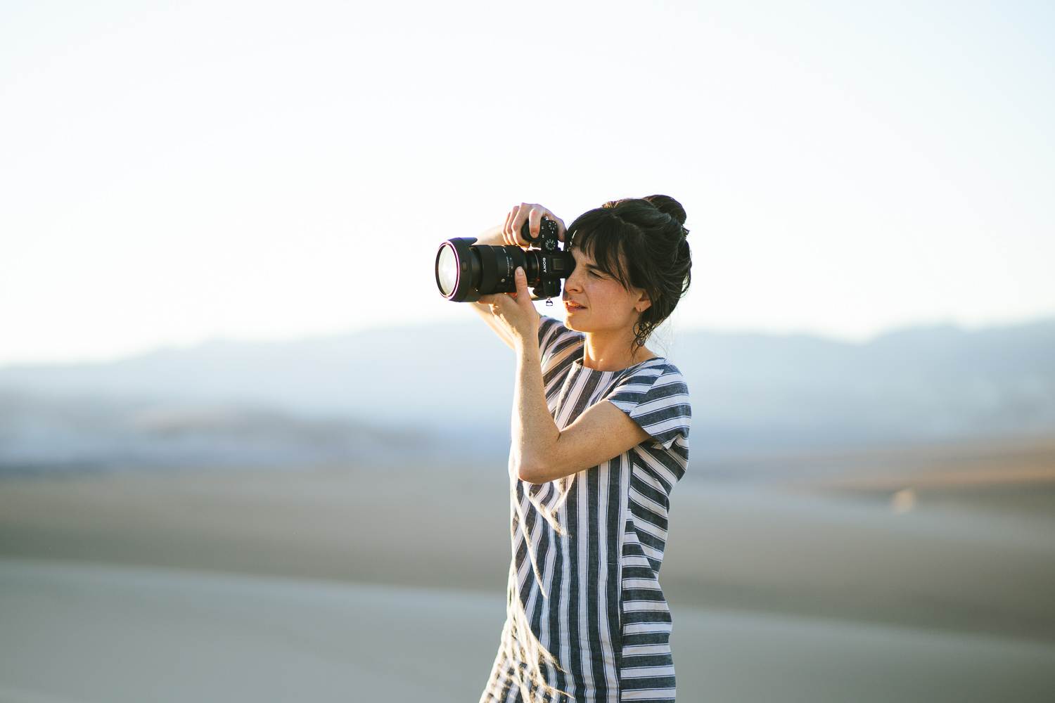 Mammoth Lakes wedding photographer in the sand dunes