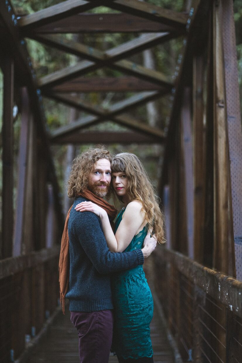 oregon engagement portrait photography