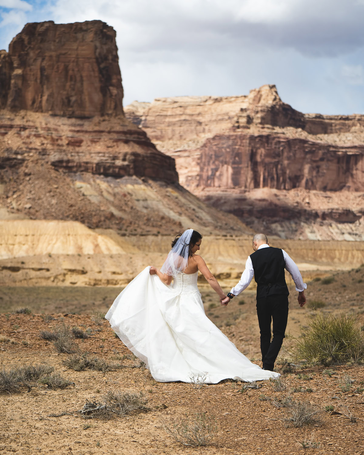 Elopement in the Utah desert